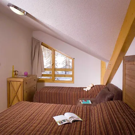 Madame Le Parc Des Airelles Apartmanhotel Les Orres